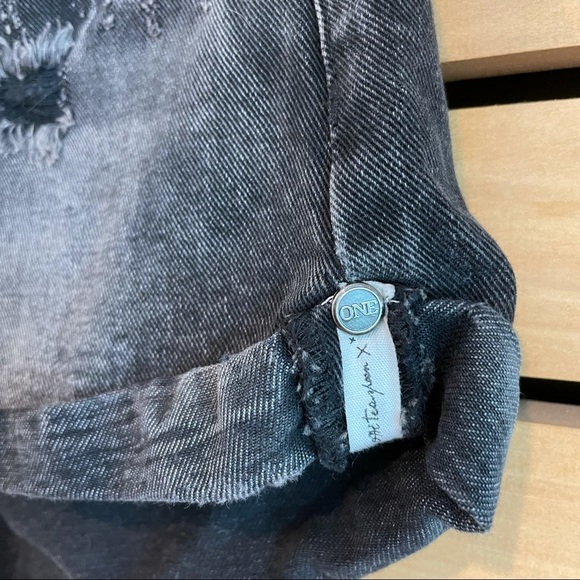 One Teaspoon High Waist Bandits Distressed Black - Picture 8 of 8